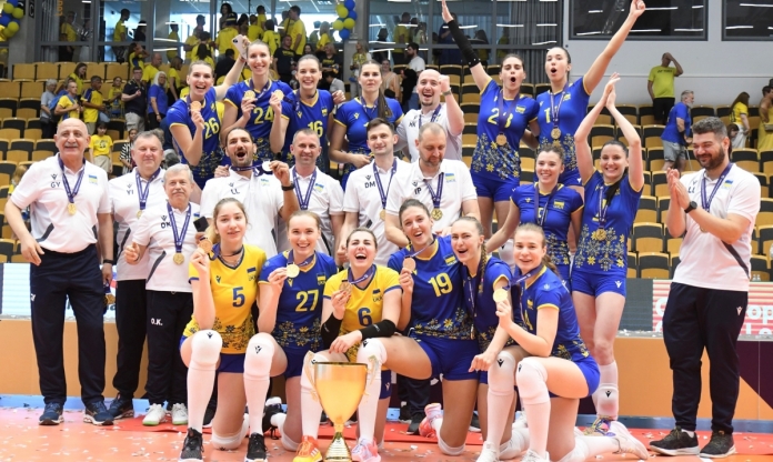 Đánh bại ĐKVĐ, bóng chuyền nữ Ukraine vào bán kết thế giới