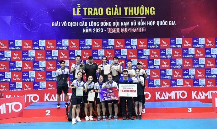 Cầu lông đồng đội quốc gia: Nguyễn Tiến Minh cùng TP HCM giải cơn khát vàng 10 năm