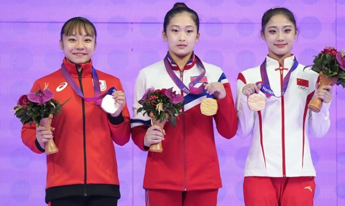 Nữ VĐV Triều Tiên 20 tuổi lập 'cú đúp' huy chương vàng ASIAD 19