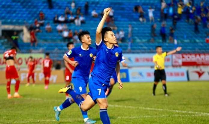 Suất thăng hạng lên chơi ở V-League 'mở toang' với một đội bóng