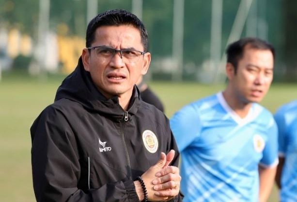 Vòng 9 V-League 2023/24: Tân HLV Kiatisak ra mắt cùng CAHN