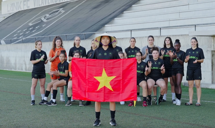 VIDEO: Huỳnh Như cùng Lank FC chúc Tết khán giả