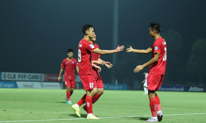 Vừa rời CAHN, cựu tuyển thủ ĐT Việt Nam toả sáng rực rỡ