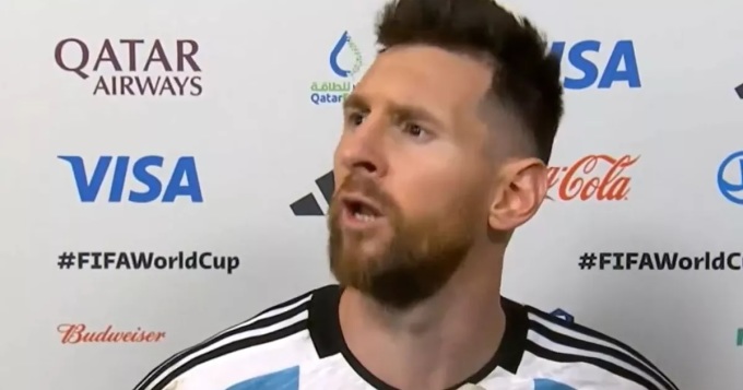 Messi gây sốt tại Argentina nhờ 'khẩu chiến' cầu thủ Hà Lan