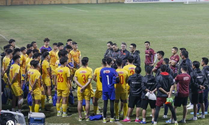 Tiết lộ cuộc trò chuyện giữa HLV Troussier và U23 Việt Nam trước 'siêu giải đấu'