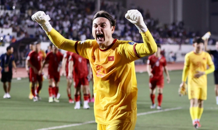 Đặng Văn Lâm giúp đội nhà thắng lợi