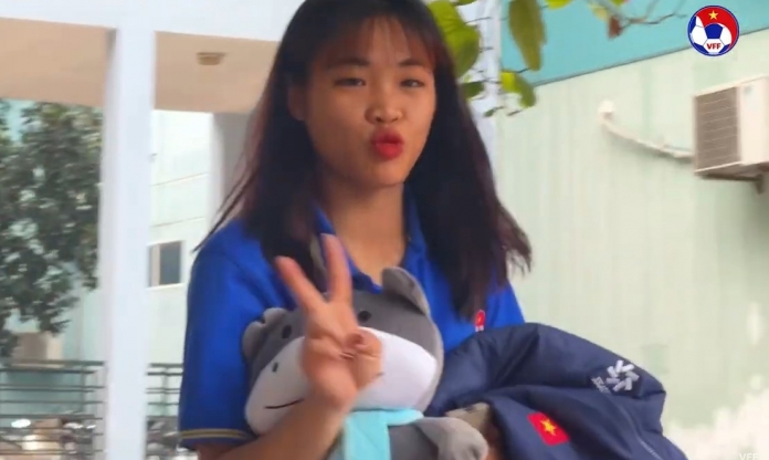 Nữ tuyển thủ Việt Nam gen Z, xinh xắn đá giải châu Á
