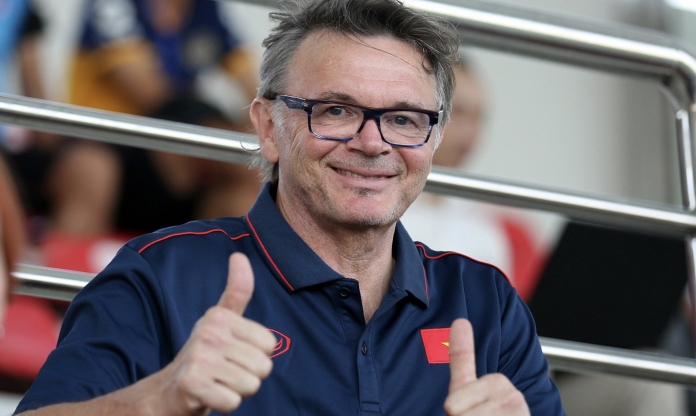 HLV Troussier tái ngộ ĐT Việt Nam?