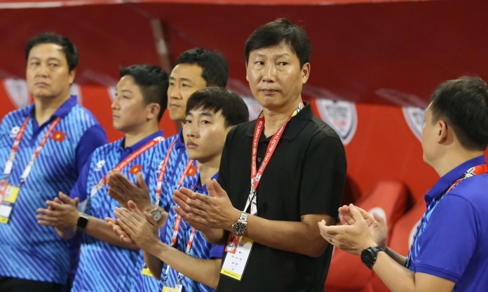 HLV Kim Sang Sik: 'ĐT Việt Nam đi đúng lộ trình...'