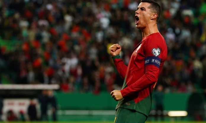 Không thể cản bước, Ronaldo chính thức tạo nên thành tích vĩ đại bậc nhất lịch sử