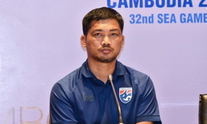 HLV Sritaro 'cầu xin' các CLB nhả quân cho U22 Thái Lan tại SEA Games