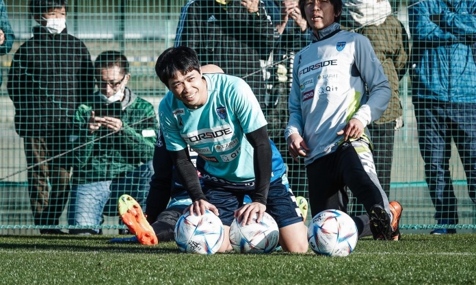 VIDEO: Công Phượng nỗ lực tập luyện, mong thoát cảnh ‘người thừa’ ở J-League