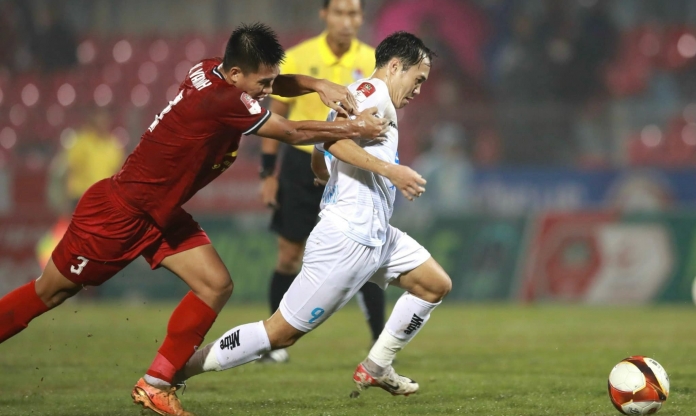 VIDEO: Văn Toàn, Hồng Duy lập công giúp Nam Định dẫn đầu V-League