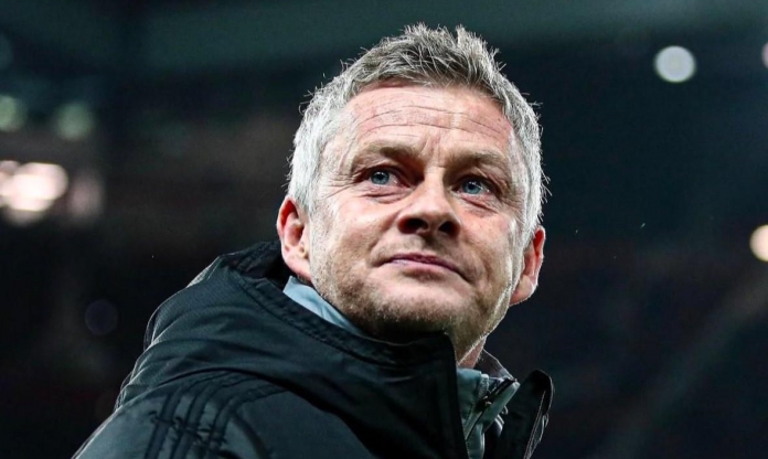 Solskjaer bất ngờ có mặt ở Anh, chuẩn bị tái hợp với MU?