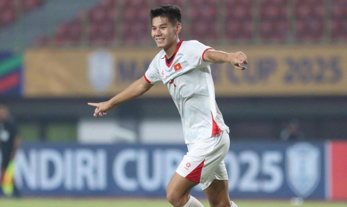 Hiểu Minh viết tâm thư xúc động sau ca phẫu thuật