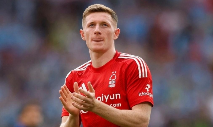 MU nhận tin cực vui từ mục tiêu tiền vệ