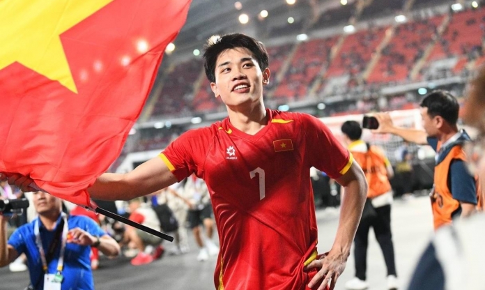 Đình Bắc: Bàn thắng, thẻ đỏ và ngôi sao số 1 của U23 Việt Nam