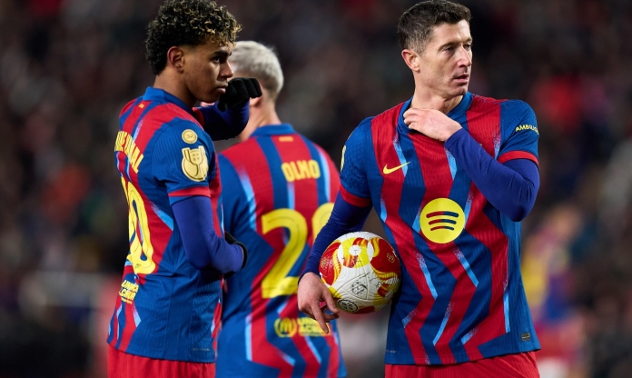 Cubarsi mở tài khoản, Barcelona vẫn chịu thất bại muối mặt