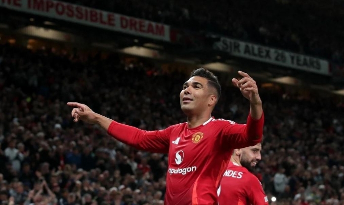 Casemiro vẫn có thể ở lại MU
