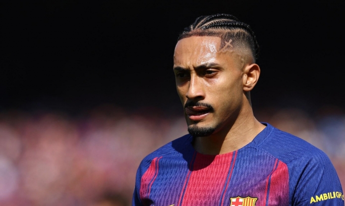 FIFA dùng tiền để 'xoa dịu' Barcelona