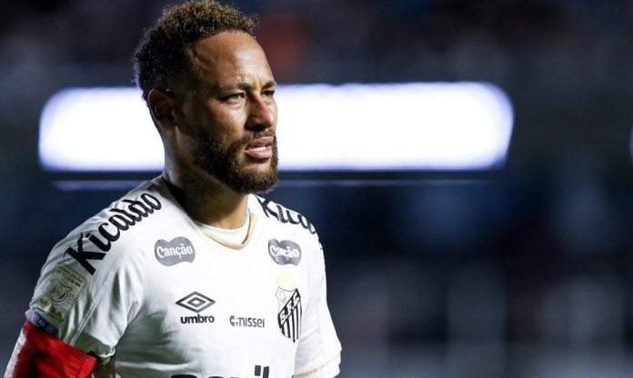 Neymar nổi giận, tố truyền thông bịa chuyện phòng thay đồ