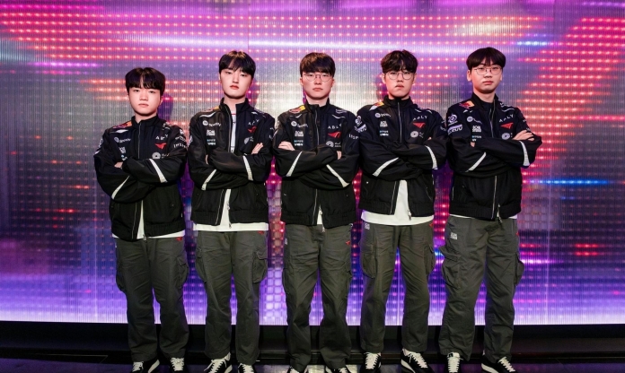 T1 bất ngờ chiếm ngôi đầu LCK 2026 sau cú sảy chân của HLE