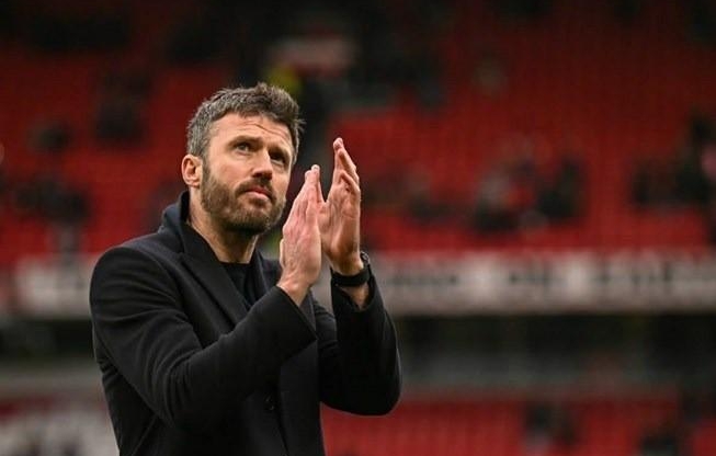 Chuyển nhượng MU 15/8: Quỷ đỏ chen ngang Arsenal, Carrick chọn thêm 2 tân binh
