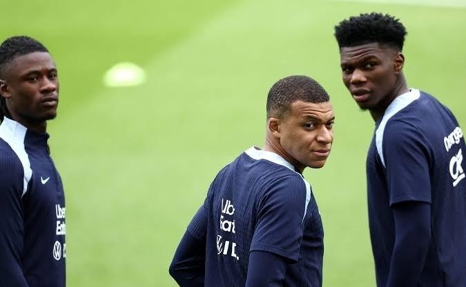 Chuyển nhượng MU 17/8: Carrick nhắm sao 43 triệu bảng, Man United muốn có ngôi sao nước Pháp