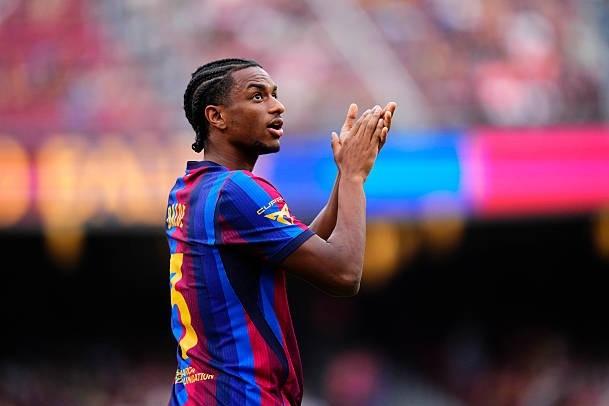 Chuyển nhượng MU 24/8: Balde ưu tiên Old Trafford, Baleba sắp chính thức ra mắt