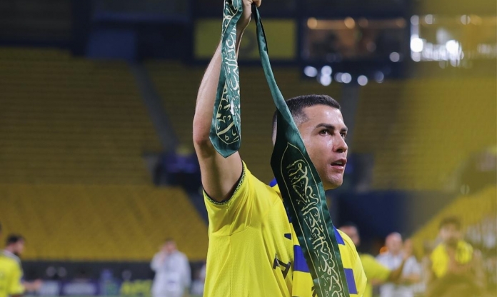Vì sao trận đấu của Ronaldo và Al Nassr bất ngờ bị hoãn gần 1 giờ?