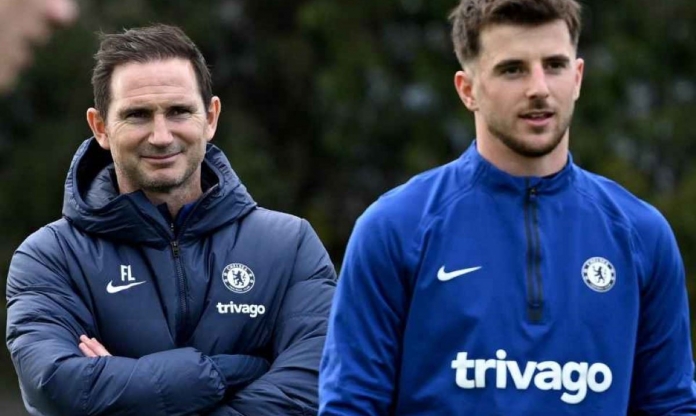 Tái hợp Chelsea, Lampard cũng không cứu nổi 'con trai cưng'