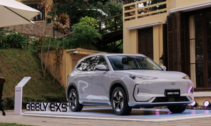 Chi tiết xe điện Geely EX5 vừa ra mắt tại Việt Nam: Giá từ 839 triệu đồng, chạy tối đa 495 km/sạc