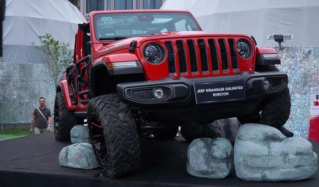 Chiêm ngưỡng chiếc Jeep Wrangler Unlimited Rubicon hàng 'độc' tại Việt Nam, giá gần 3,4 tỷ đồng