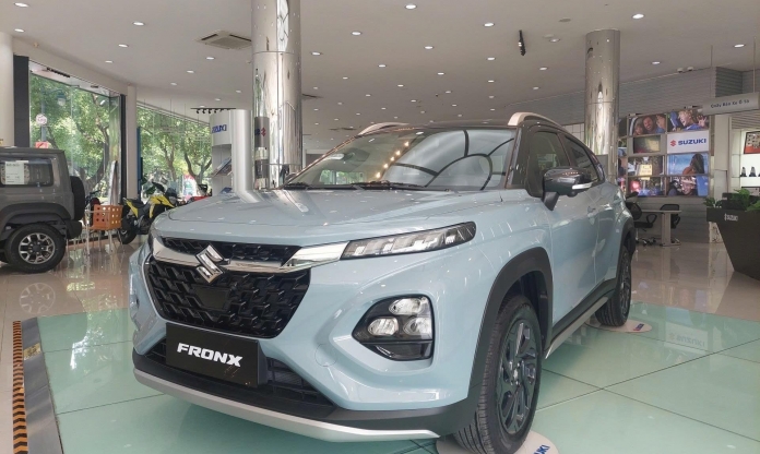 Suzuki Fronx mới cập bến Việt Nam đã được đại lý giảm giá, tăng sức cạnh tranh với Raize, Sonet