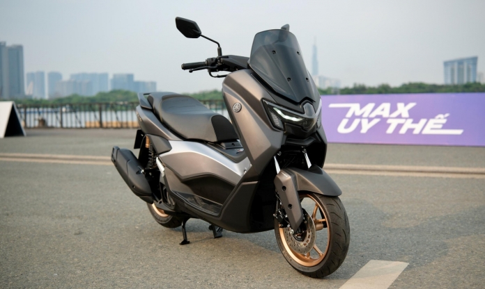 Yamaha NMAX 2025: Đắt hơn 10 triệu đồng, bản Tech Max có gì khác bản Tiêu chuẩn?