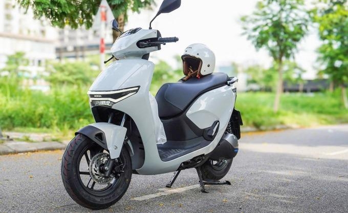 Thuê hay mua pin Honda CUV e: 'lời' hơn: Bài toán chi phí cho người dùng xe máy điện đô thị?