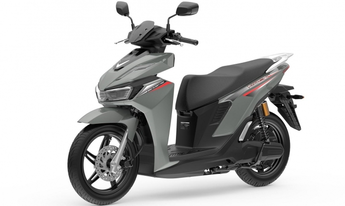 VinFast trình làng loạt xe máy điện mới: 3 mẫu đổi pin và 1 mẫu có gắn bàn đạp ngoài