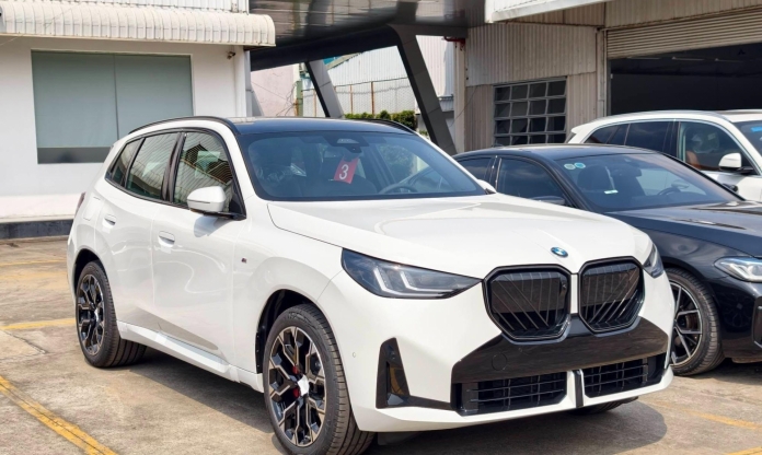 Cận cảnh BMW X3 30 M Sport Pro tại đại lý Việt: Giá 2,899 tỷ đồng, cạnh tranh với Mercedes-Benz GLC 300