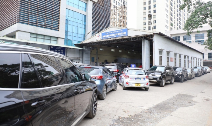 Đi đăng kiểm ô tô dịp cận Tết: Những lưu ý giúp chủ xe tiết kiệm thời gian