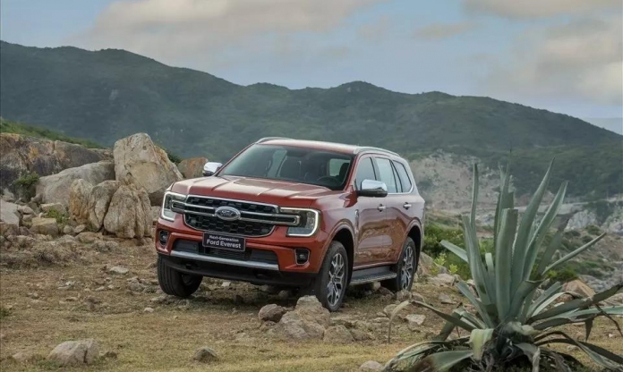 Doanh số SUV hạng D giảm mạnh trong tháng Tết, Ford Everest tiếp tục dẫn đầu