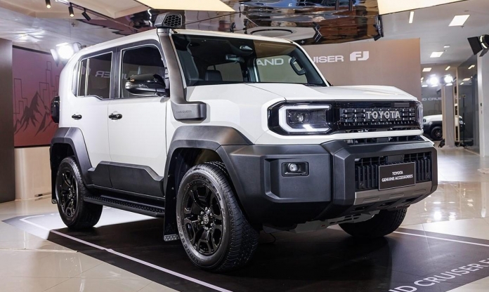SUV địa hình cỡ nhỏ Toyota Land Cruiser FJ mở bán tại Thái Lan với mức giá cạnh tranh, chờ ngày về Việt Nam