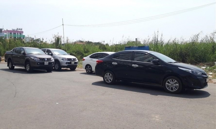 Đỗ xe dưới trời nắng gắt: Nội thất ô tô chịu tổn hại như thế nào?