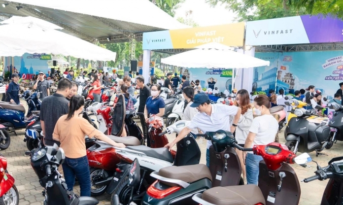 Người dân Hà Nội có thể được hỗ trợ tối đa 5 triệu đồng khi chuyển sang xe máy điện