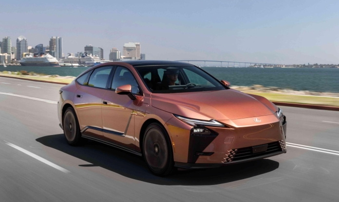Lexus chuẩn bị phân phối mẫu xe điện đầu tiên tại Việt Nam