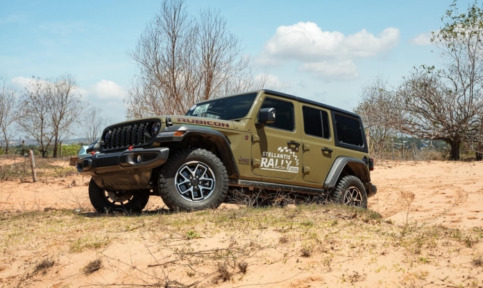 Cận cảnh Jeep Wrangler 2026 sắp được Thaco phân phối tại Việt Nam: Máy 2.0L tăng áp mạnh 270 mã lực, có ADAS