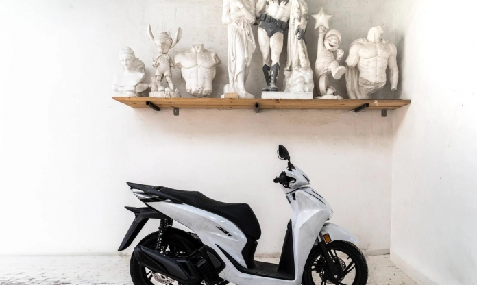 Honda SH bản đặc biệt lộ diện với dàn áo chưa từng có