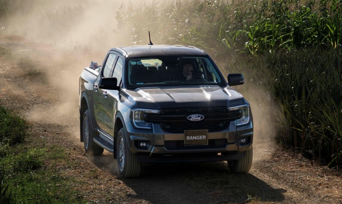 Ford Ranger 2026 chốt giá từ 707 triệu đồng, bản XLS thêm nhiều trang bị đáng chú ý