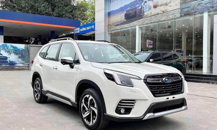 Subaru Forester tiếp tục được giảm giá 'khủng', mức khởi điểm xuống dưới 800 triệu đồng