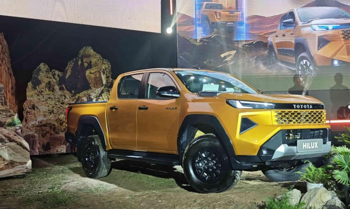 Toyota Hilux lần thứ hai vượt mặt Ford Ranger, dẫn đầu phân khúc bán tải trong tháng 6/2026