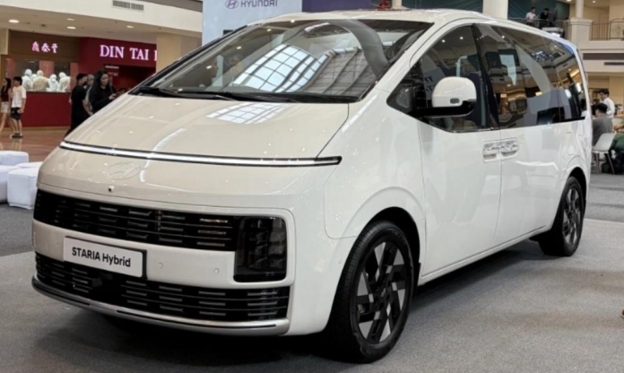 Hyundai Staria Hybrid cập bến Đông Nam Á: Lớn hơn Kia Carnival, 'ăn xăng' 5,6 lít/100 km